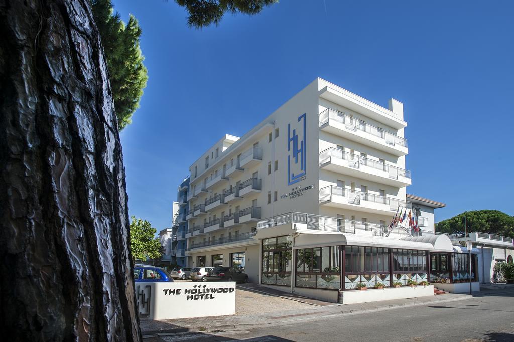 Hotel Hollywood***S ลิโดดิเยโซโล ภายนอก รูปภาพ