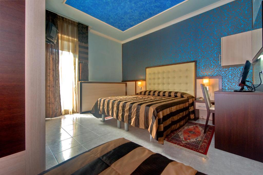 Hotel Hollywood***S ลิโดดิเยโซโล ห้อง รูปภาพ